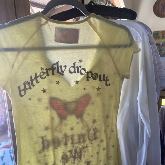 Butterfly Dropout Vintage T-Shirt✨🦋 - Picture 8 of 9